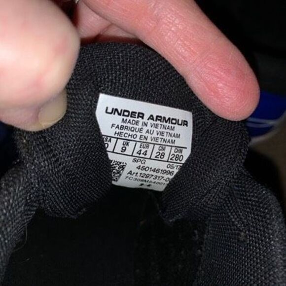 Under Armour Size 10 Baseball Cleats Spikes - Picture 11 of 11